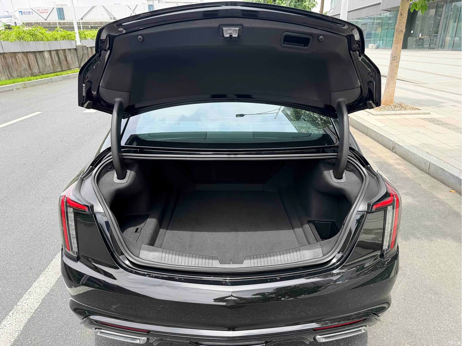 Cadillac CT5, 2023 37