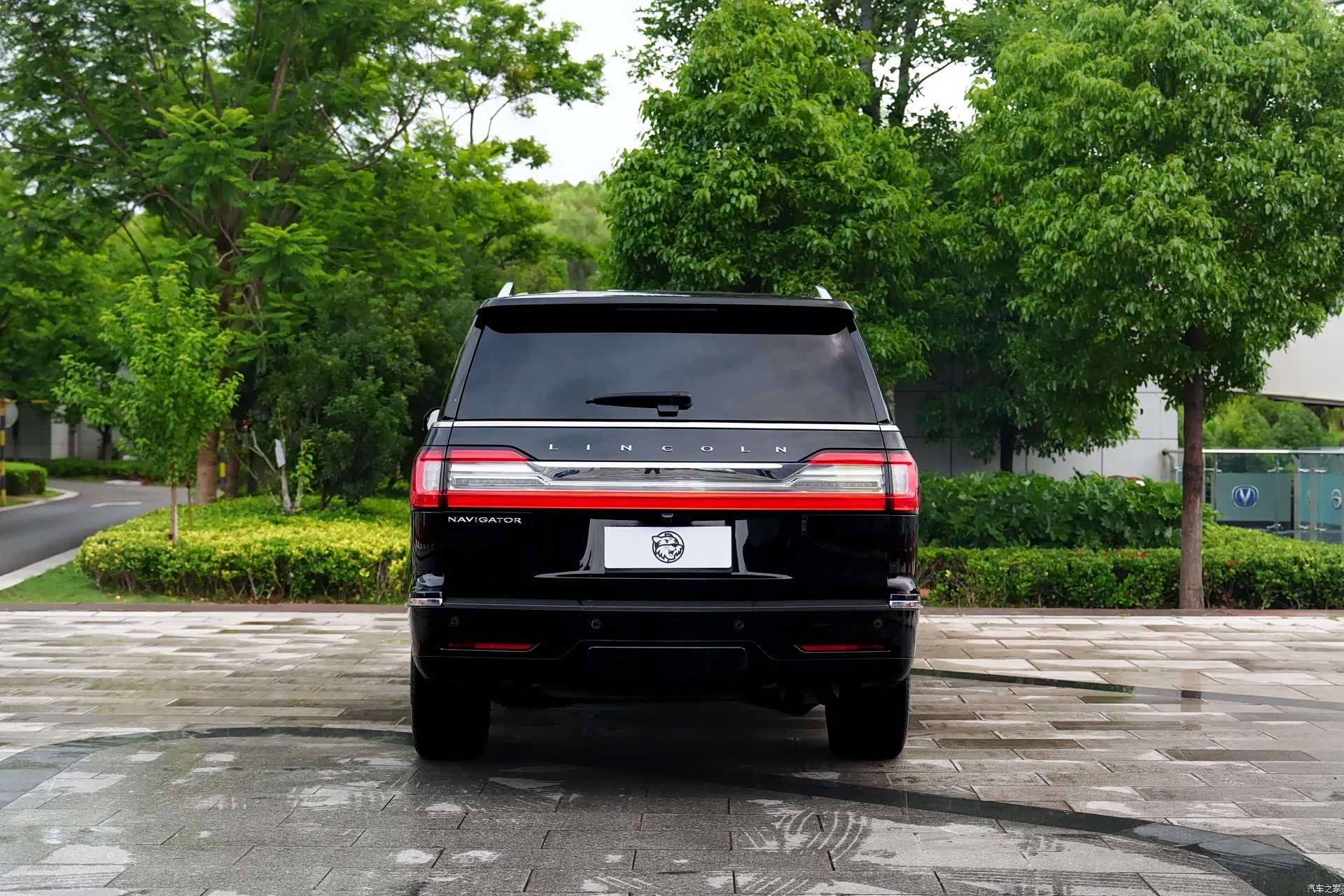 Lincoln Navigator, 2018 12