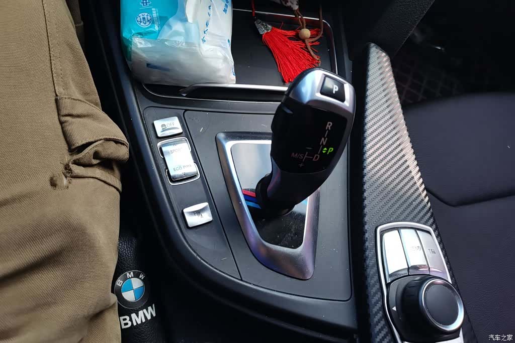 BMW 3 Series, 2016 16