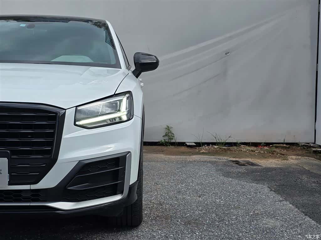 Audi Q2L, 2021 6