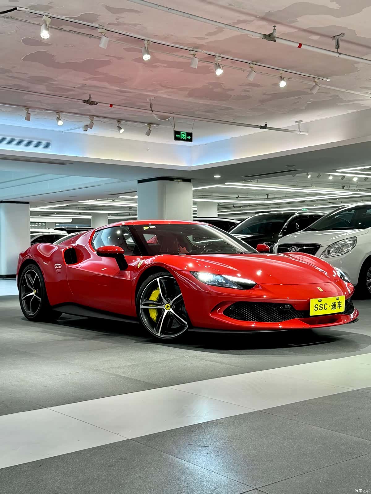 Ferrari 296, 2024 3