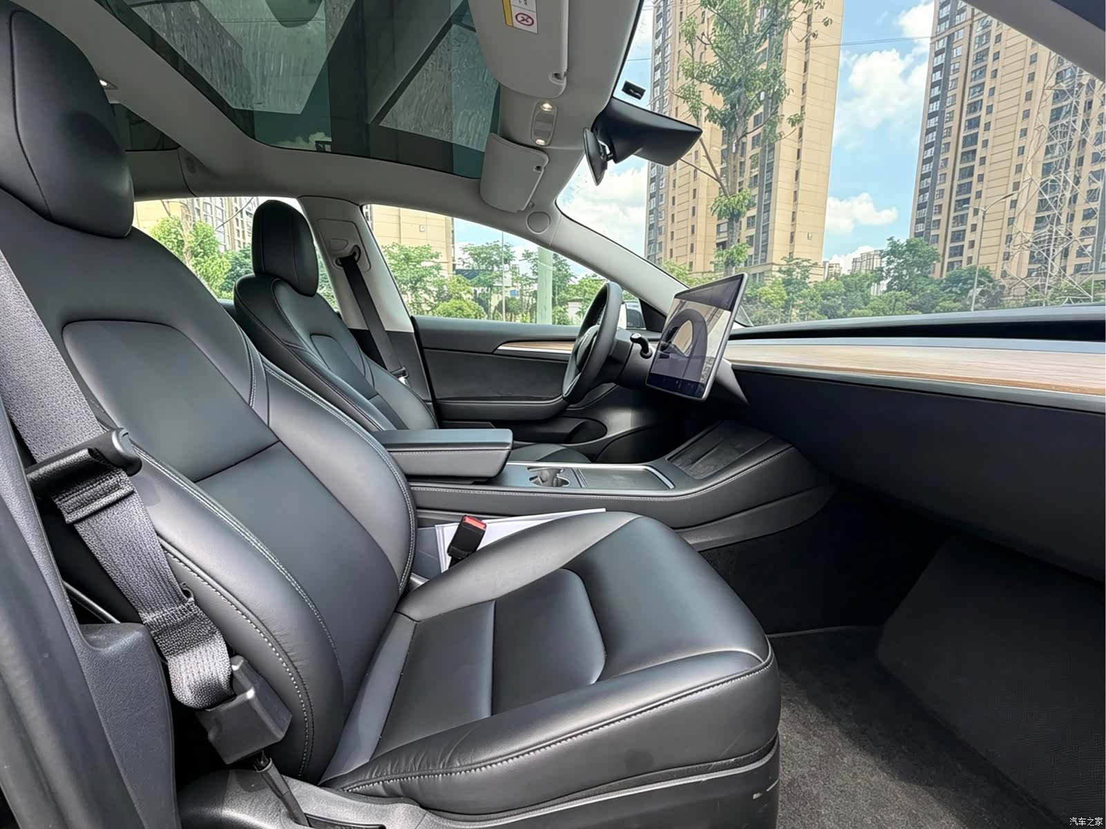 Tesla Model 3, 2021 11