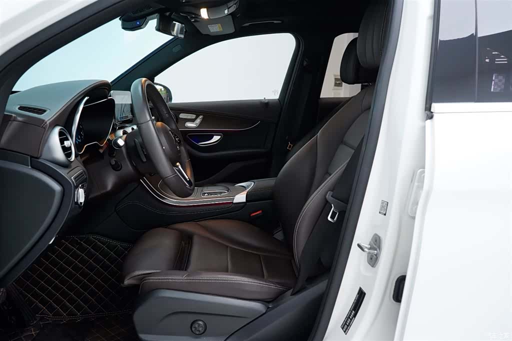 Mercedes-Benz GLC, 2022 4
