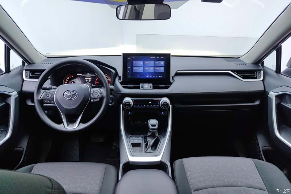 Toyota RAV4, 2022 12