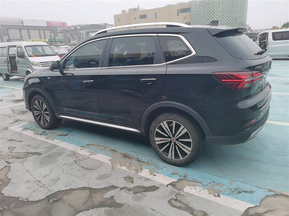 Roewe RX5