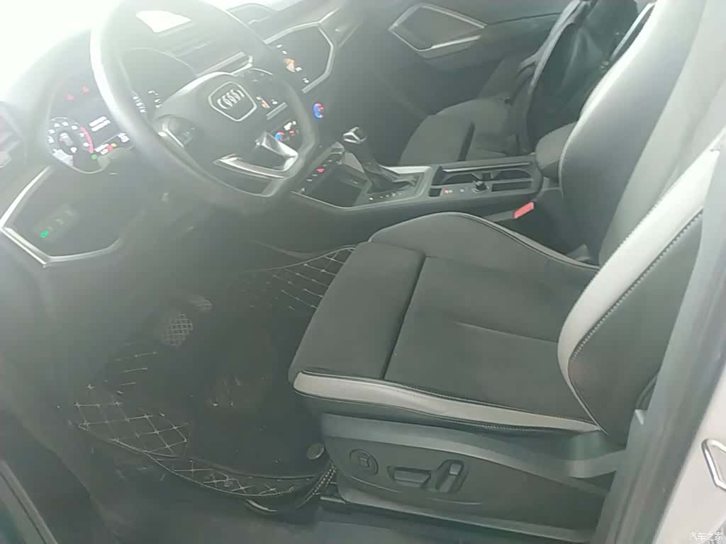 Audi Q3, 2021 15