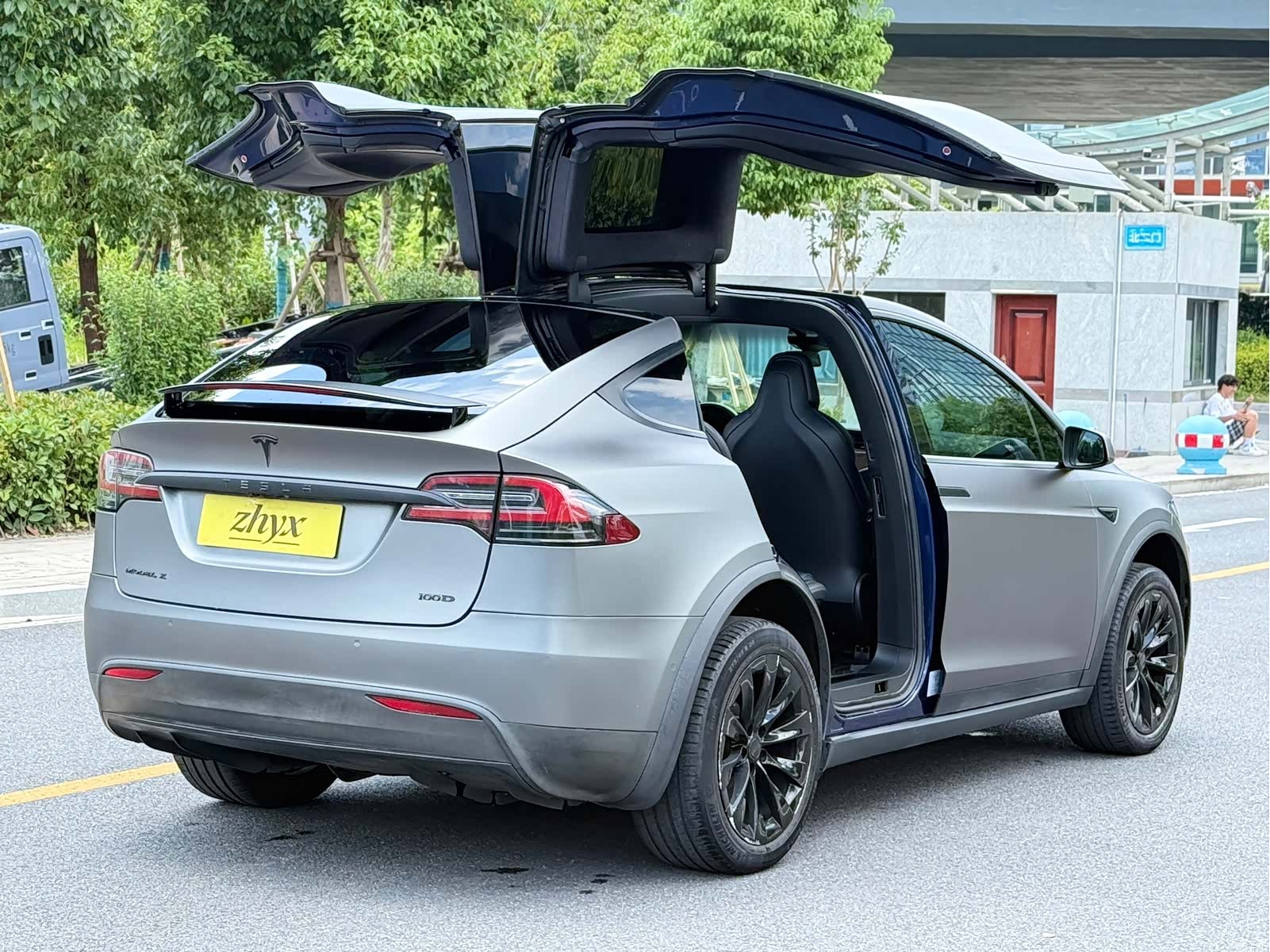 Tesla Model X, 2019 все фото