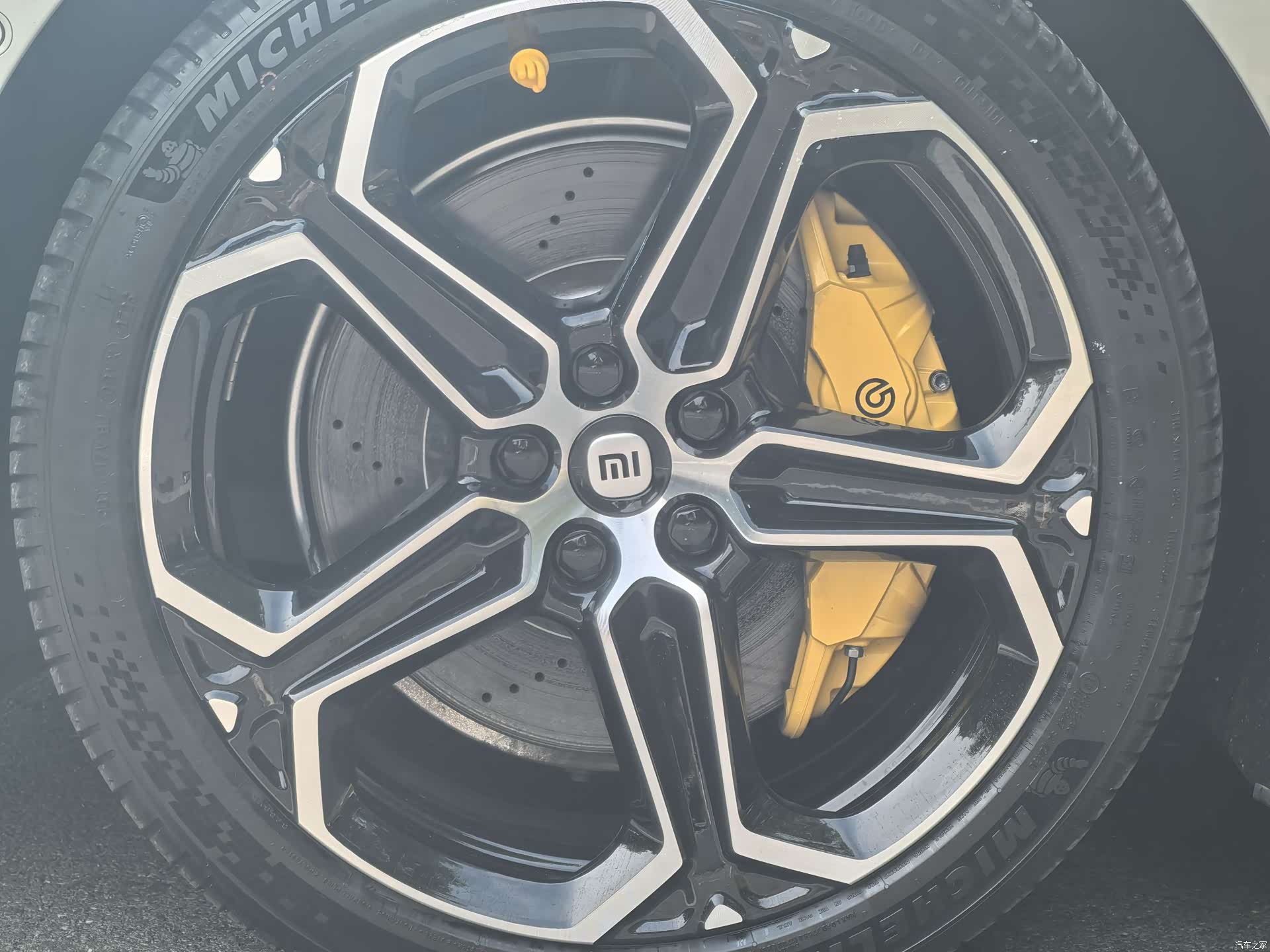 Xiaomi SU7, 2024 все фото