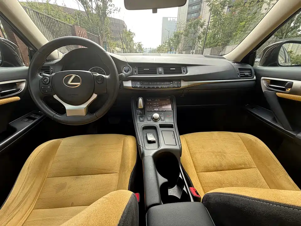 Lexus CT