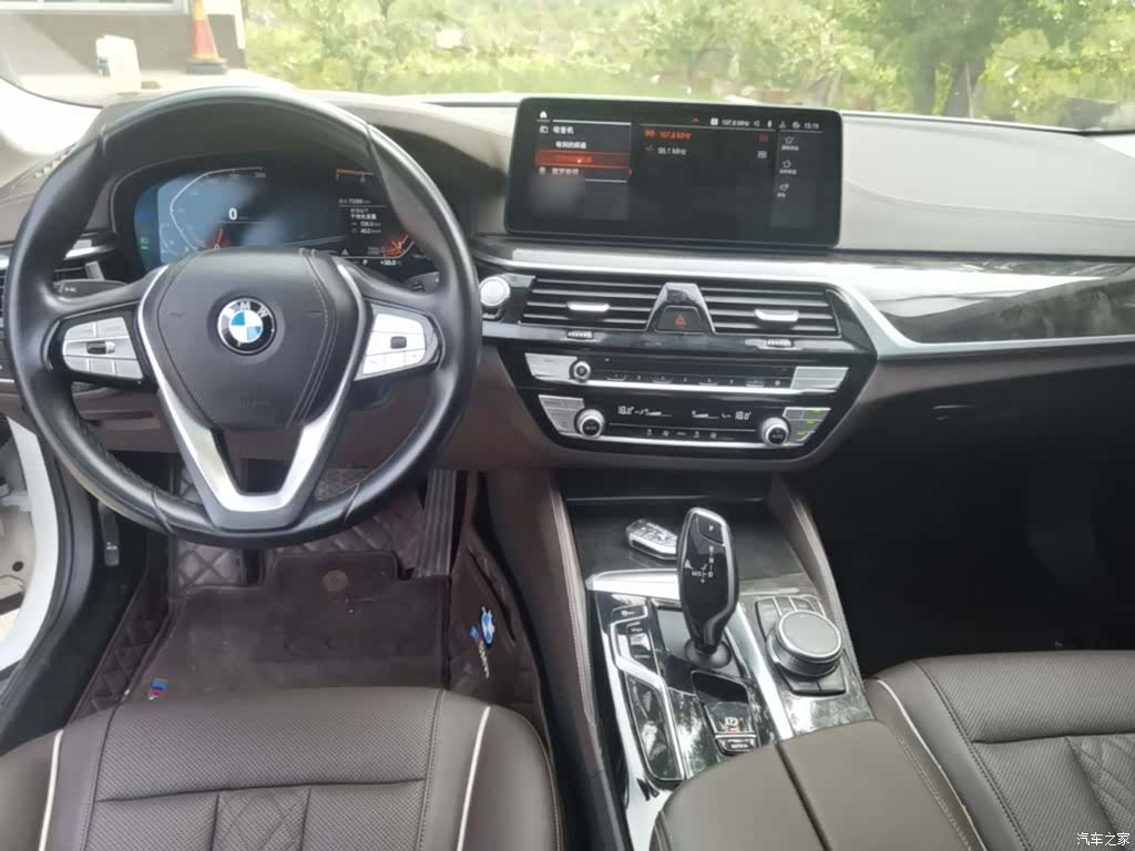 BMW 5 Series, 2022 10