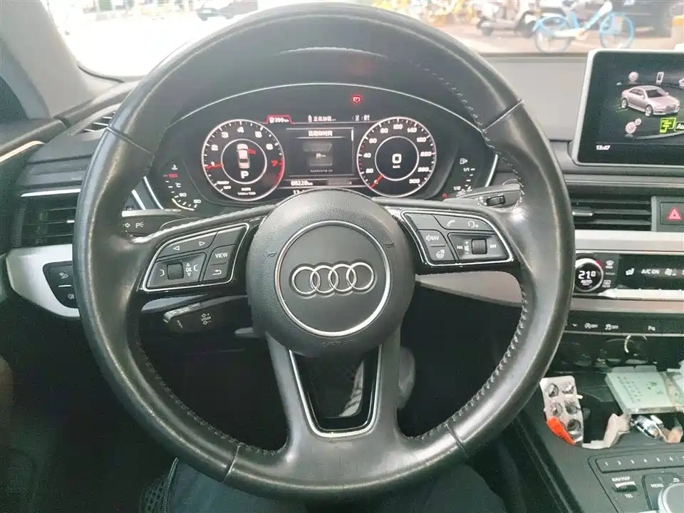 Audi A4L