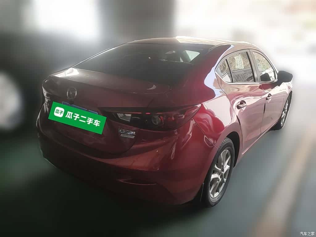 Mazda Mazda3, 2017 12