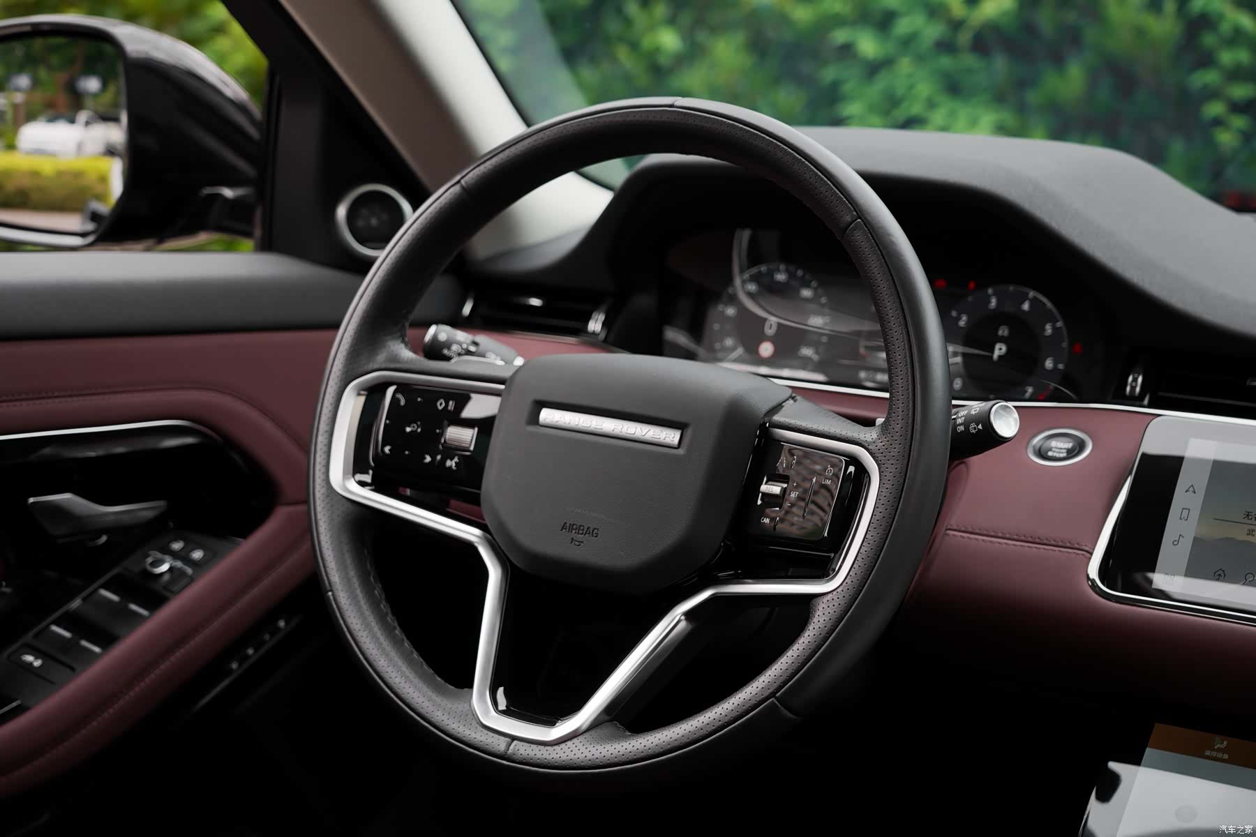 Land Rover Range Rover, 2024 34