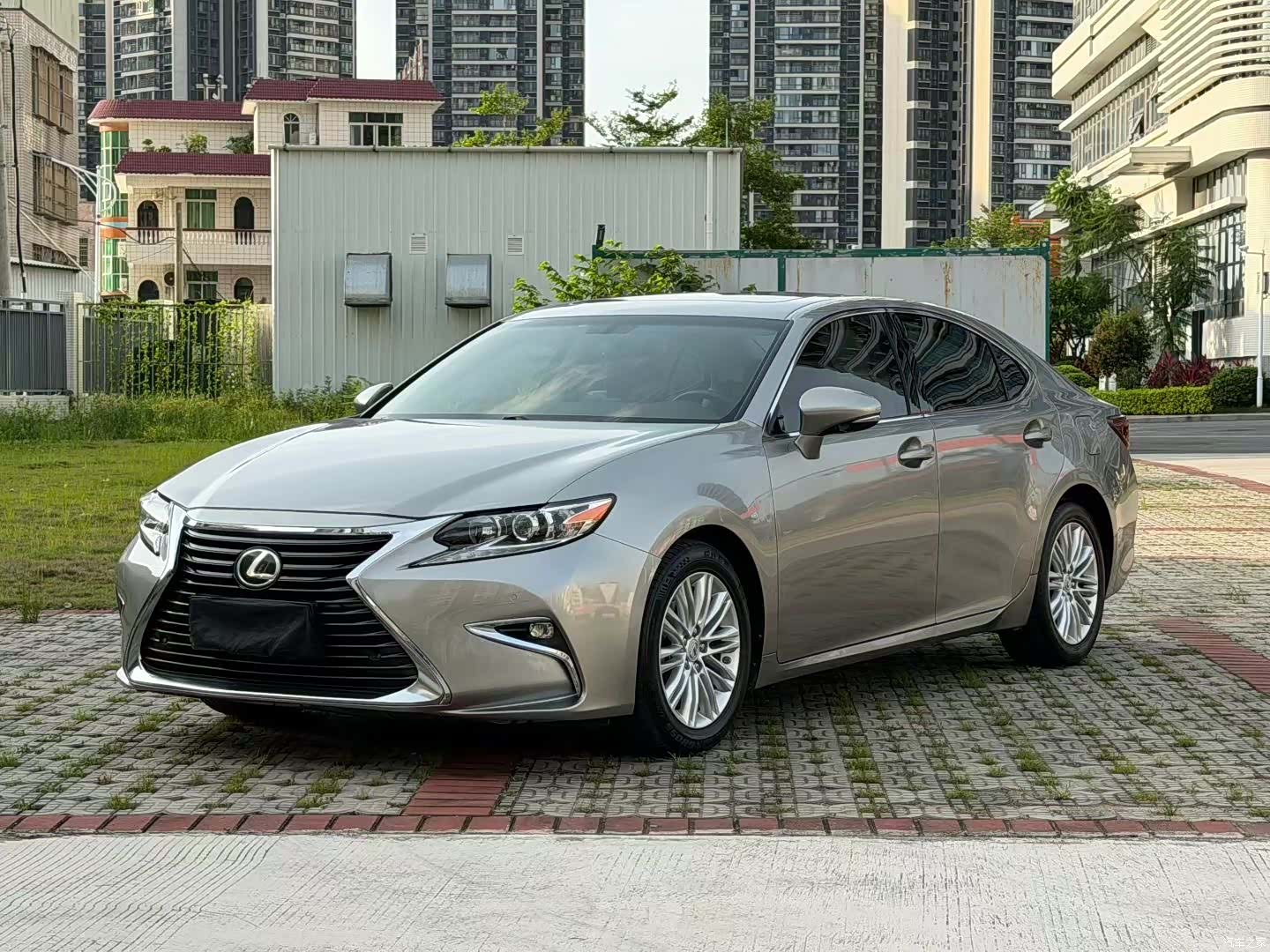 Lexus ES, 2018 1
