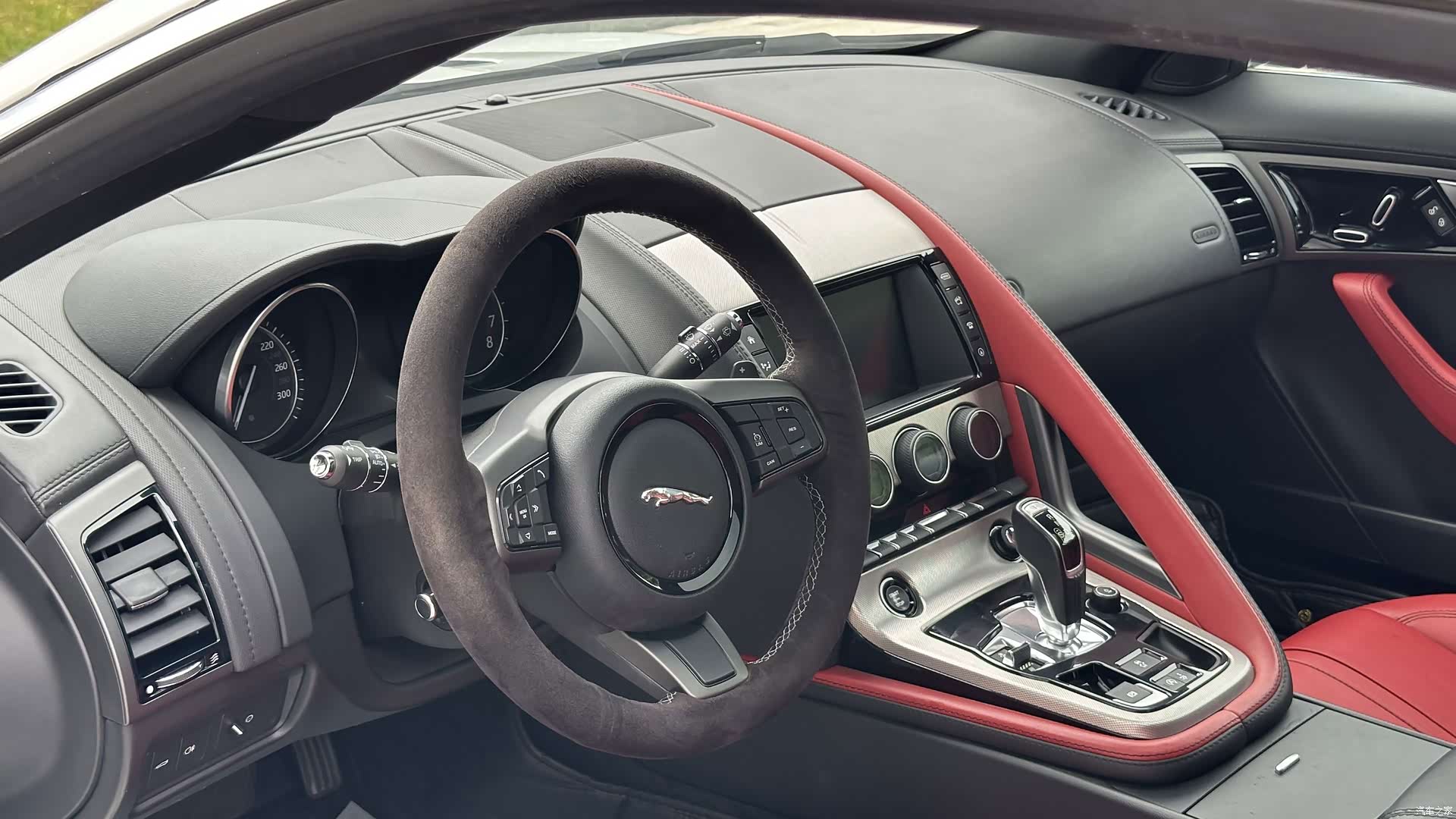 Jaguar F-TYPE, 2016 12