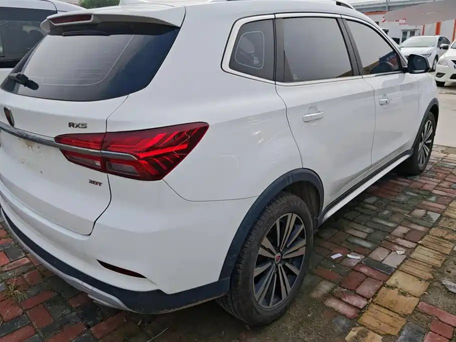 Roewe RX5