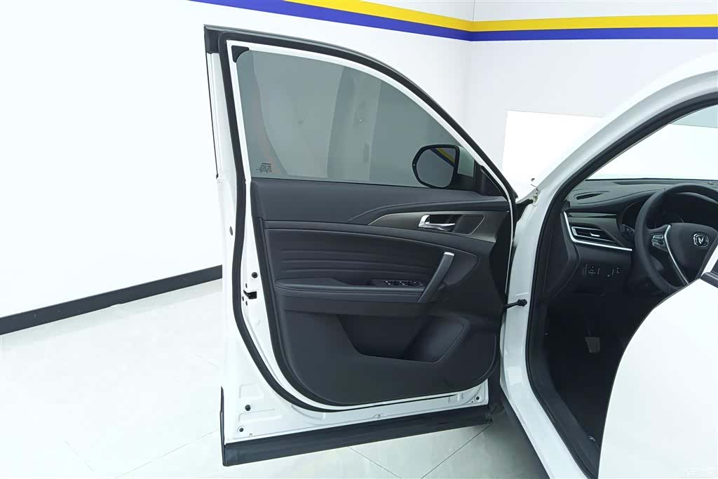 Changan CS35, 2023 7