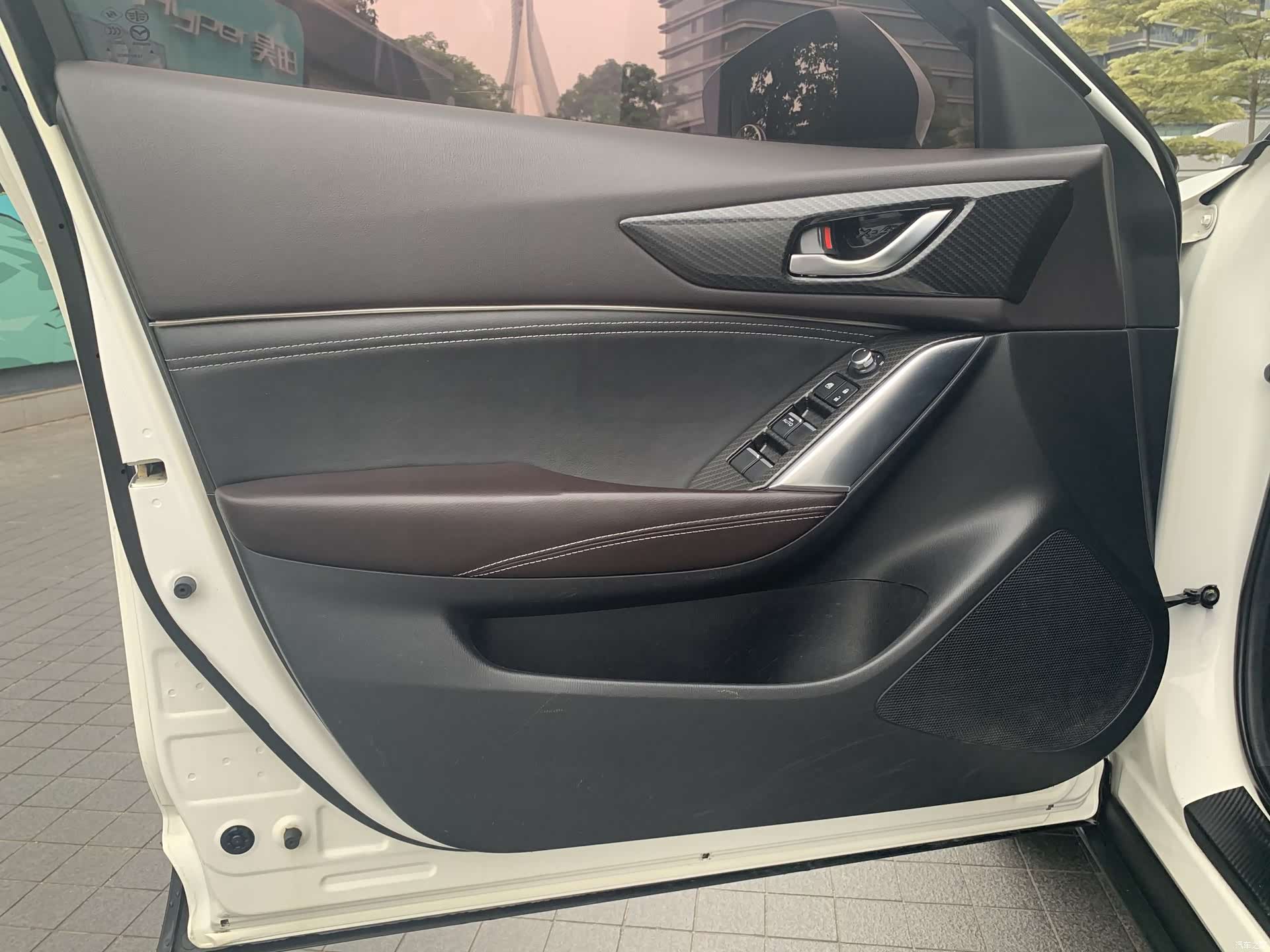 Mazda CX-4, 2019 12