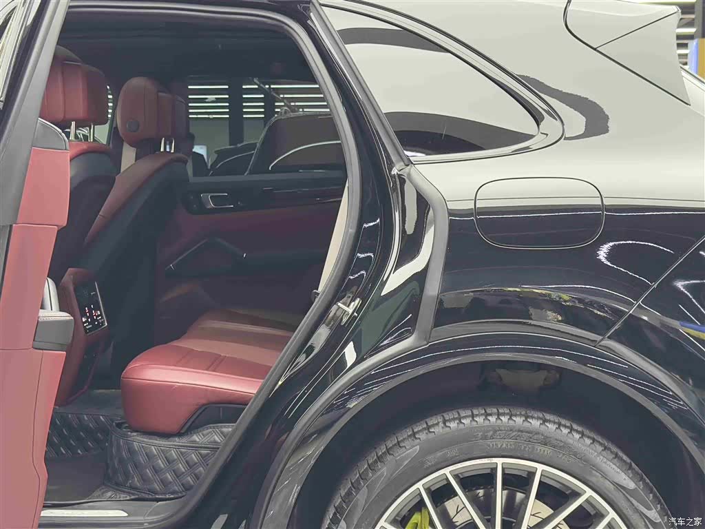 Porsche Cayenne, 2023 7