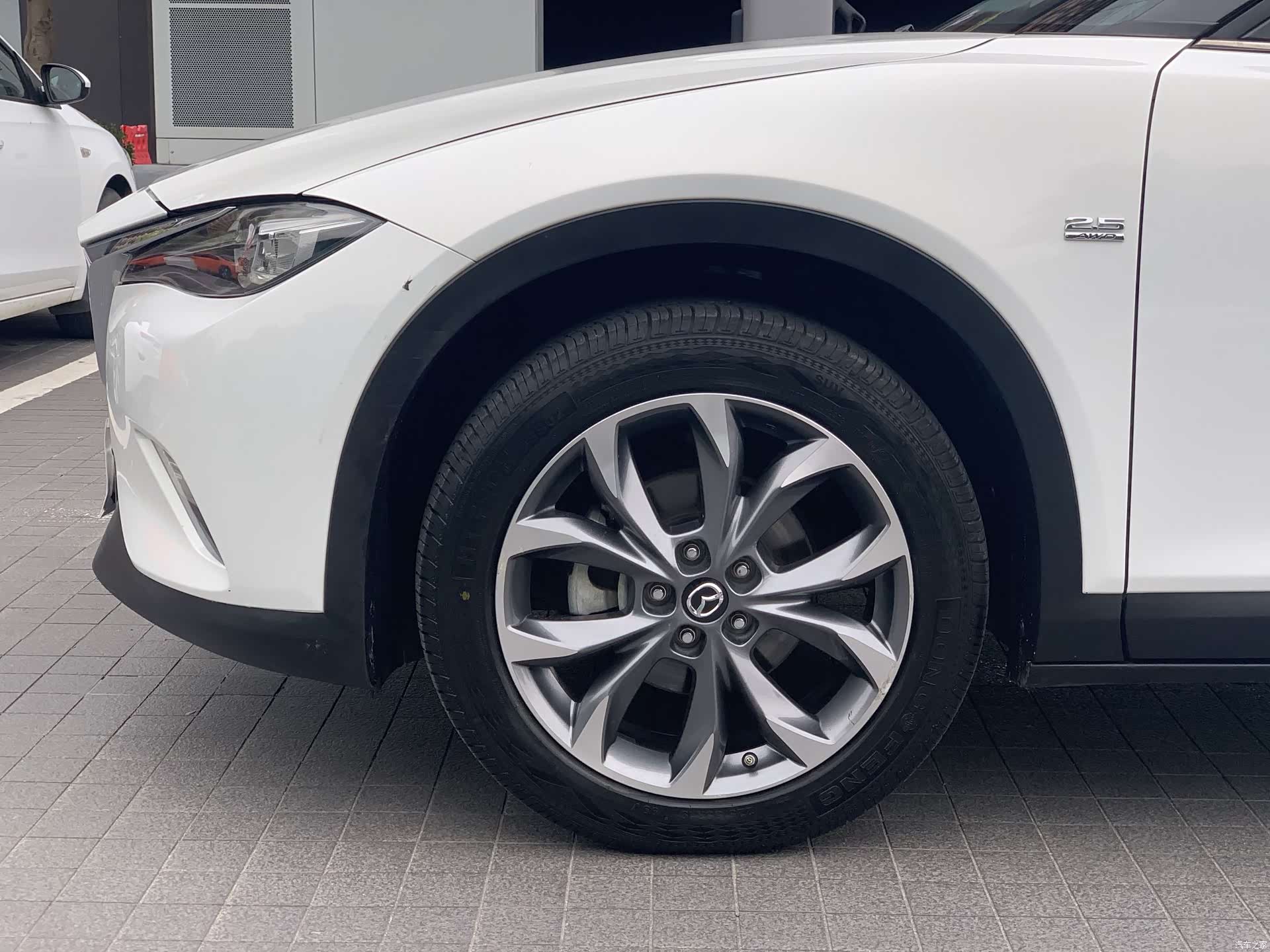 Mazda CX-4, 2019 21
