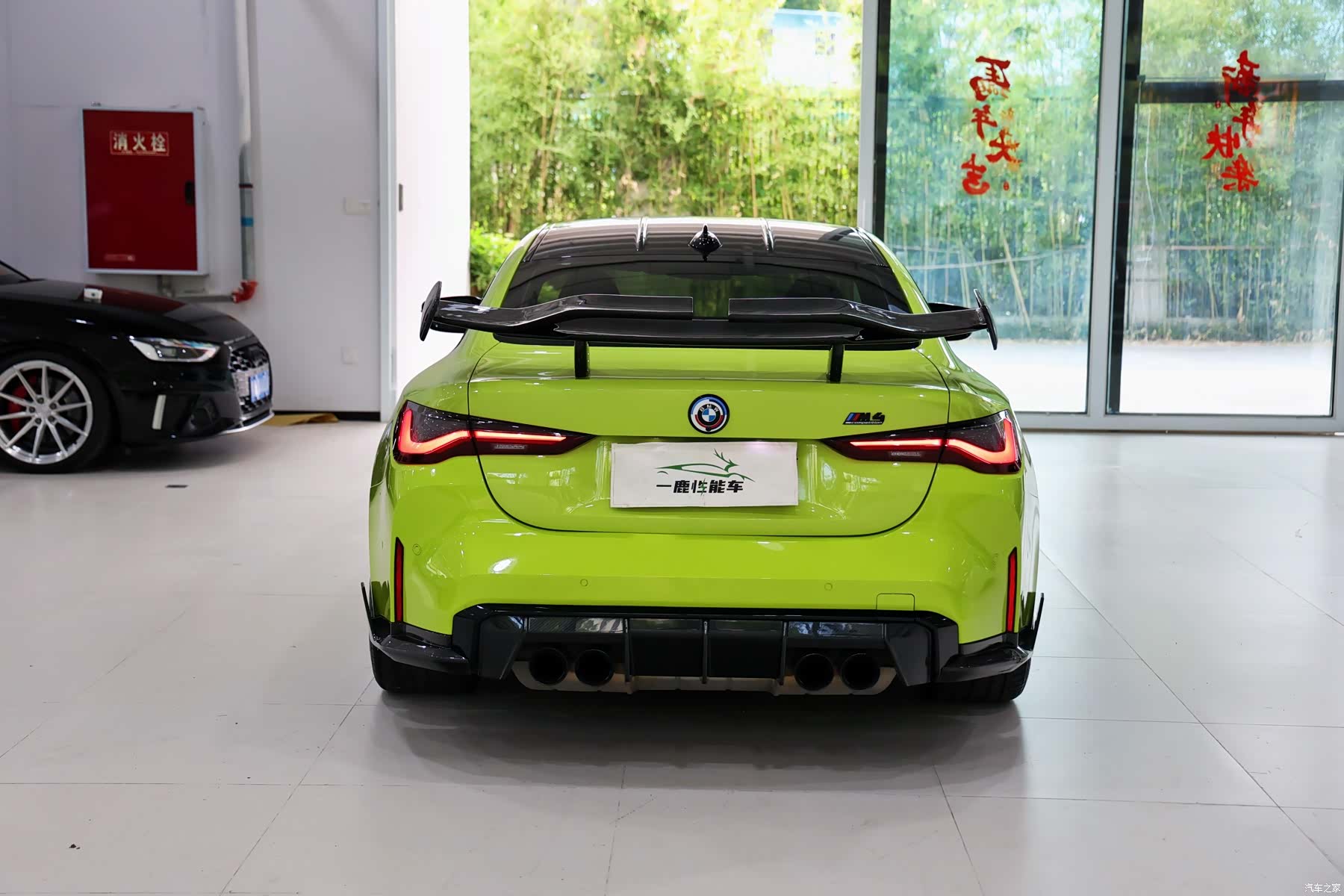 BMW M4, 2023 все фото