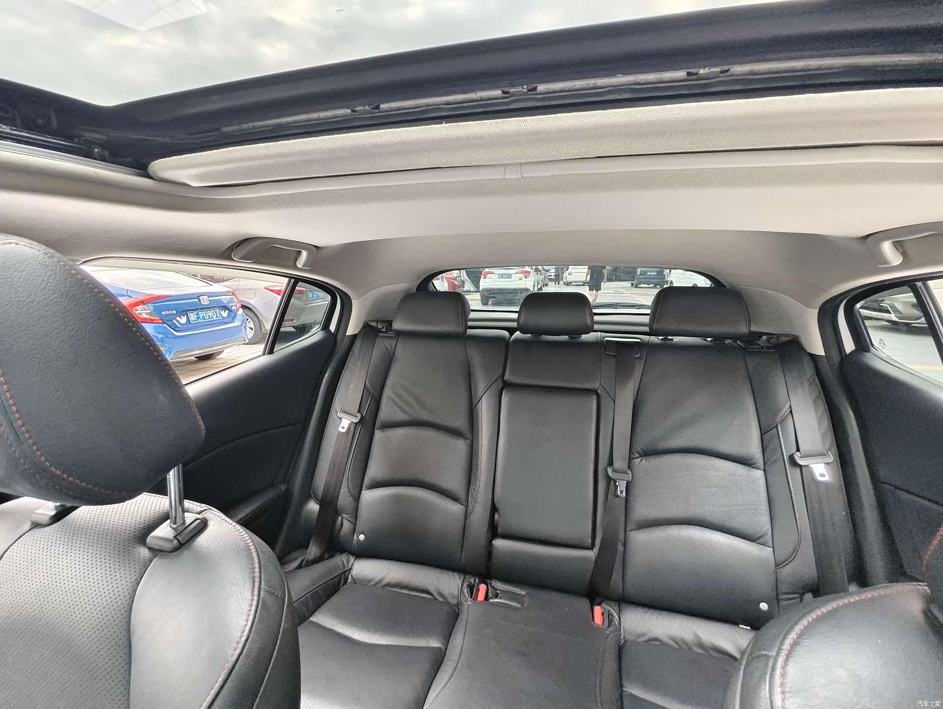 Mazda Mazda3, 2014 18