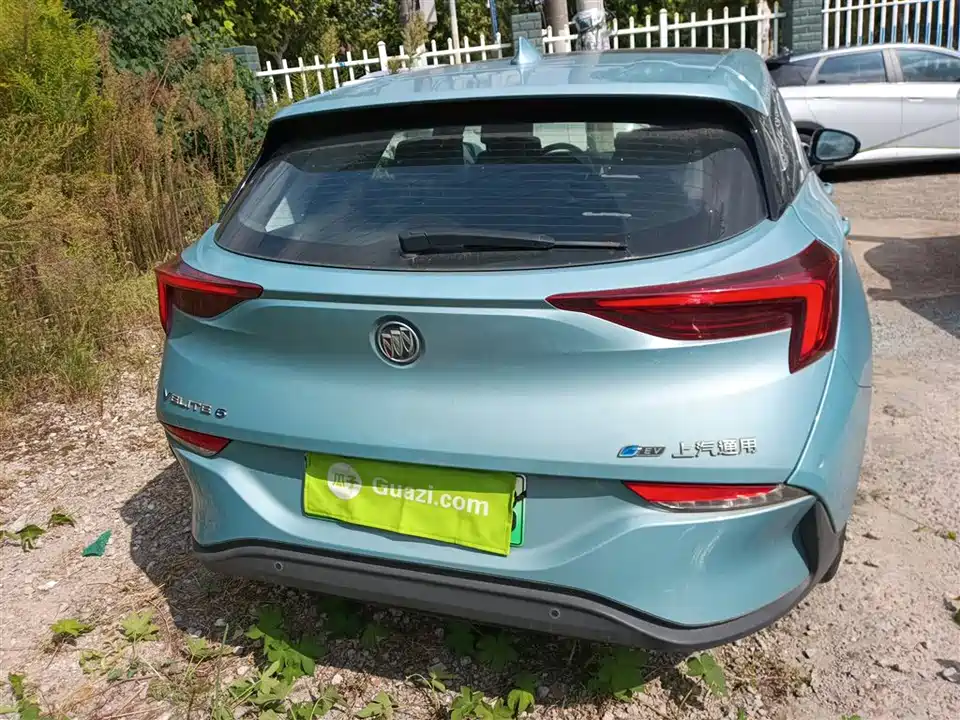 Buick Slightly blue 6