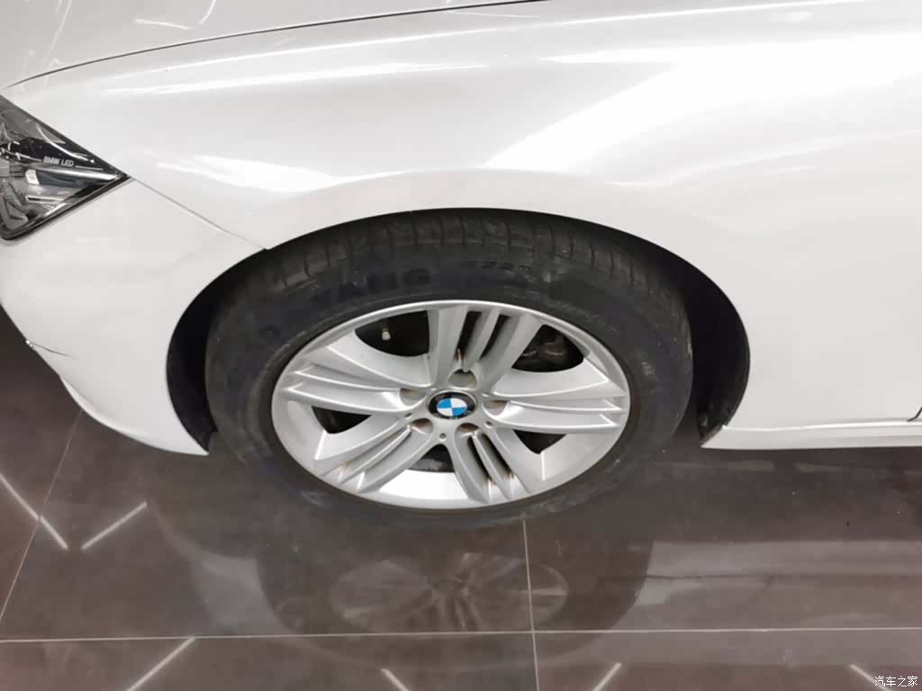 BMW 3 Series, 2016 23