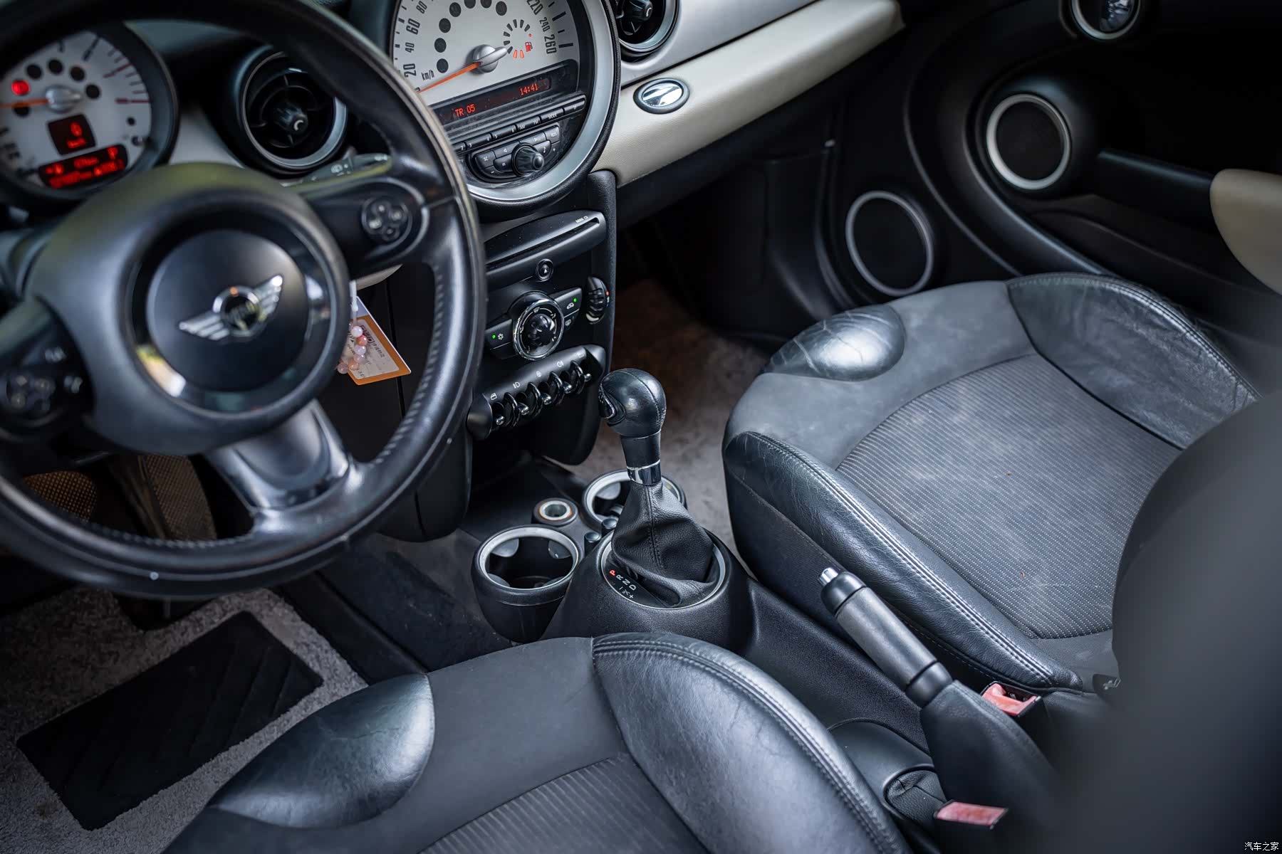 Mini Clubman, 2011 12
