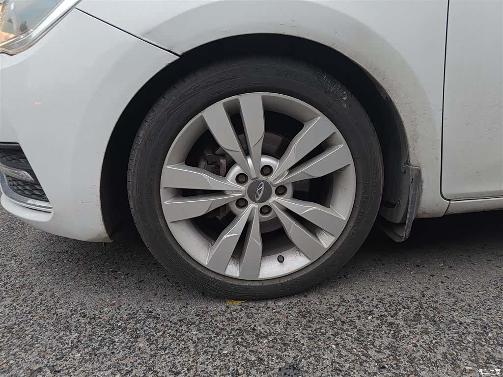 Chery 5, 2016 25