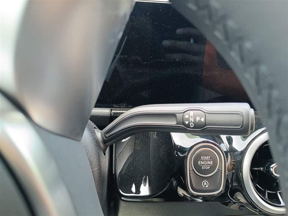 Mercedes-Benz GLA Mercedes-Benz GLA