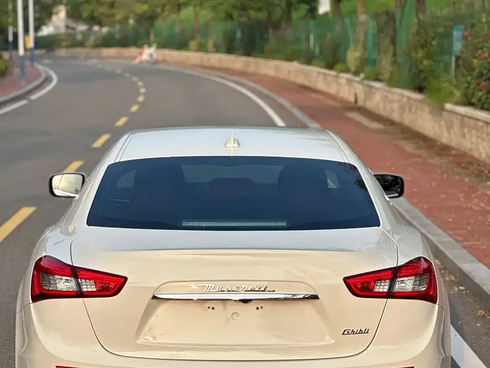 Maserati Ghibli