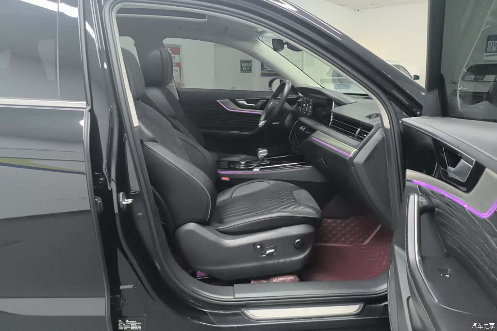 Hongqi HS5, 2022 8
