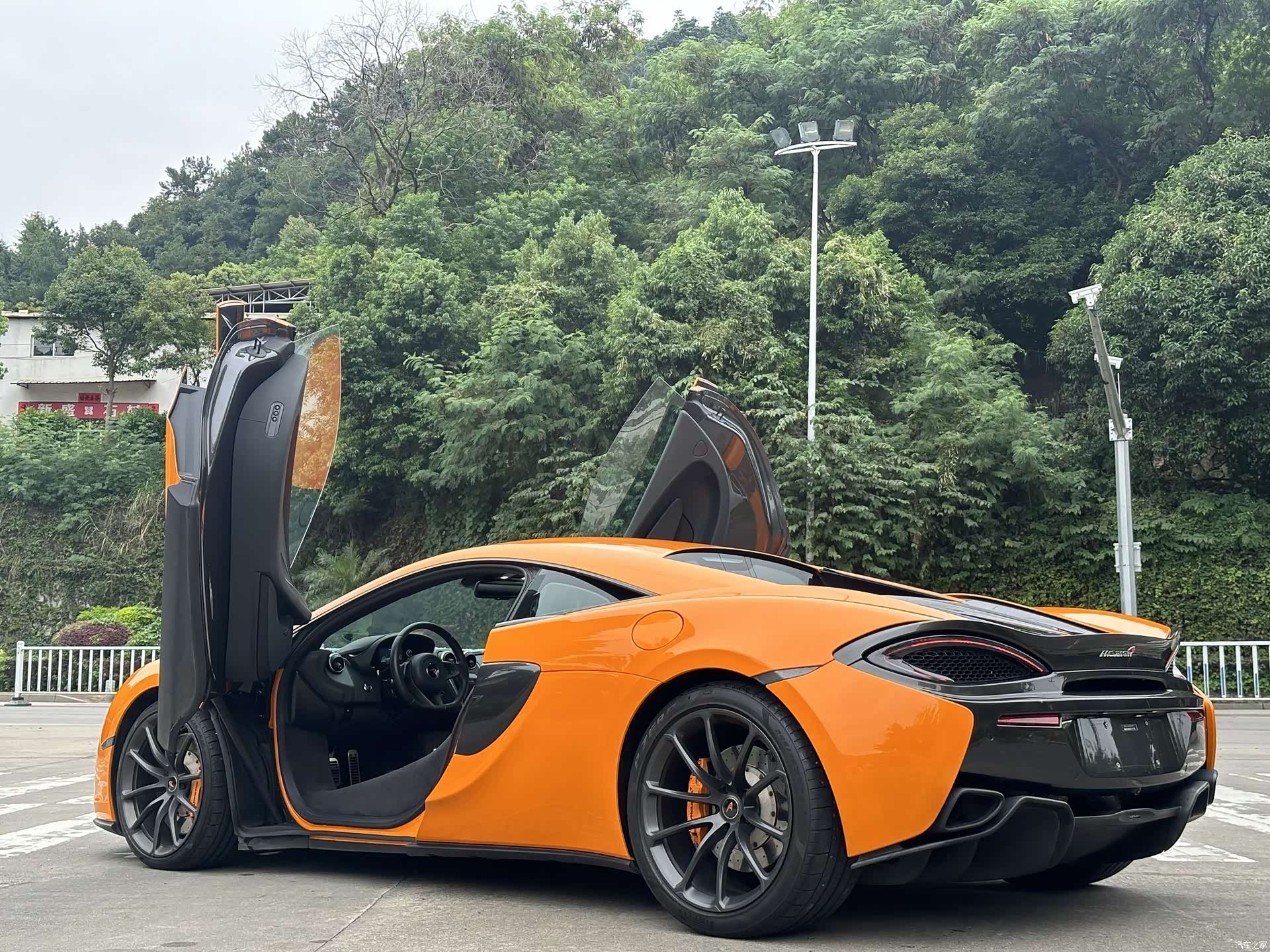 McLaren 540C, 2019 4
