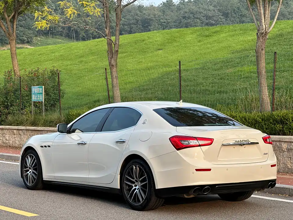 Maserati Ghibli