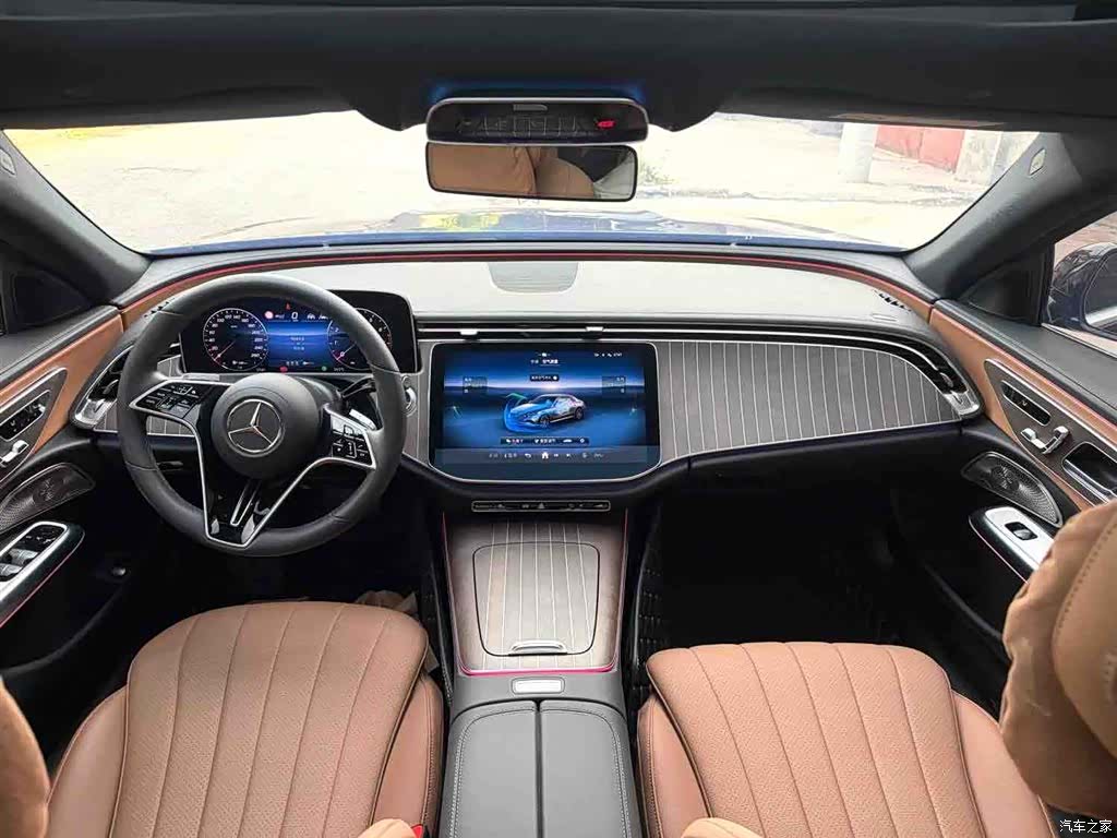 Mercedes-Benz E-Class, 2024 8