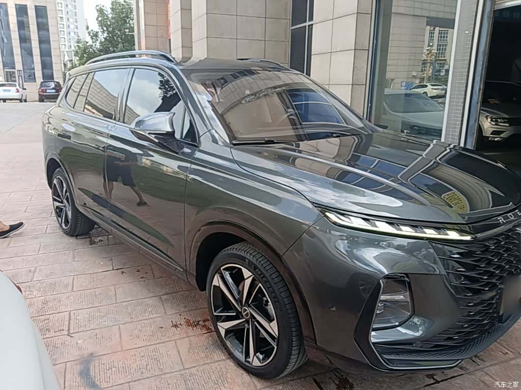 Roewe RX5, 2022 4