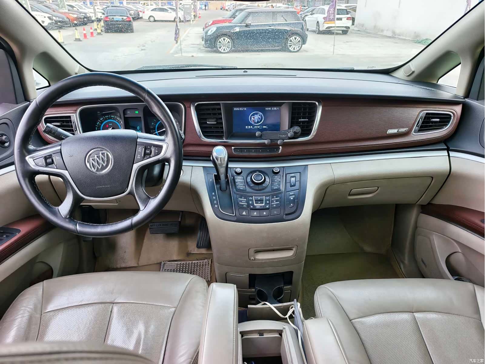 Buick GL8, 2015 8
