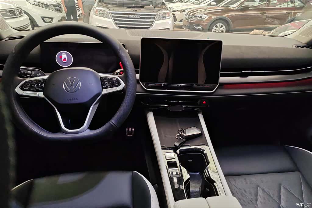Volkswagen Sagitar, 2025 12