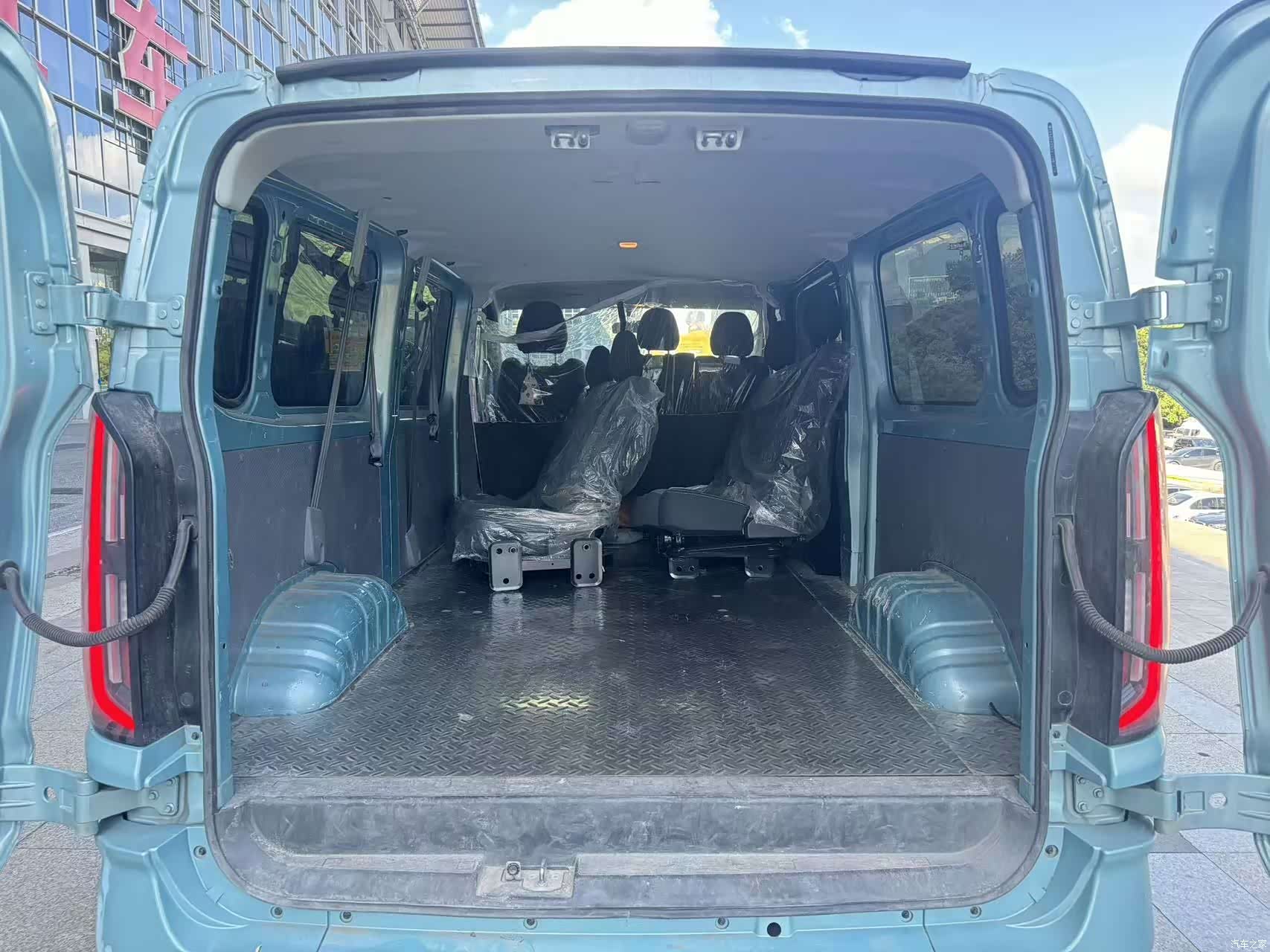 Foton V, 2026 9