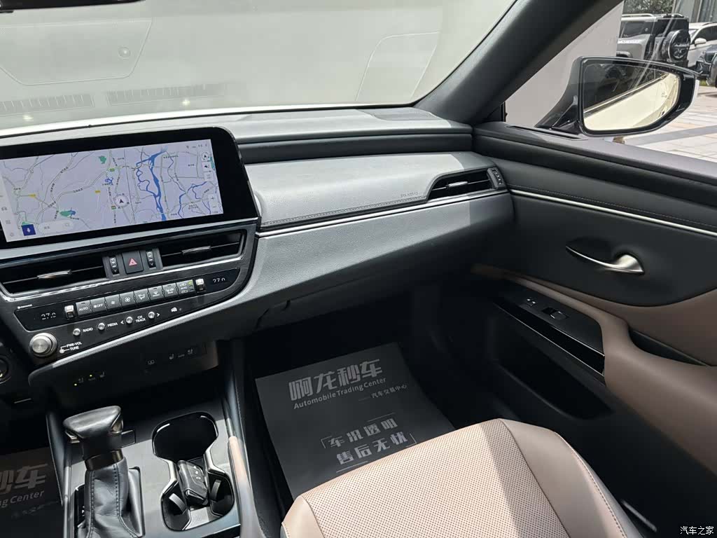 Lexus ES, 2024 12
