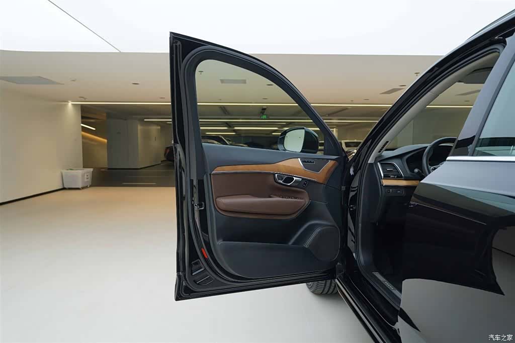 Volvo XC90, 2020 16