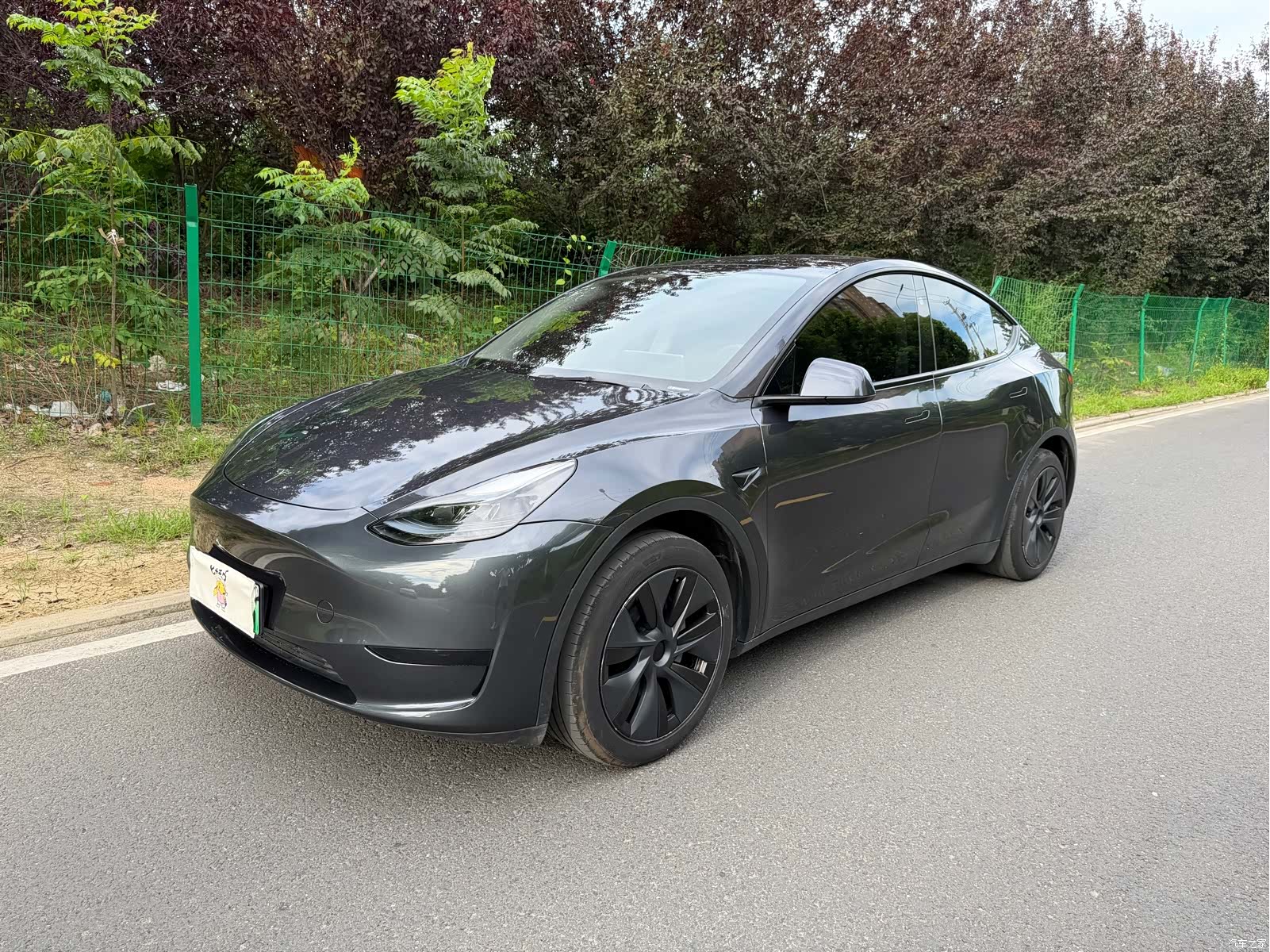 Tesla Model Y, 2024 1