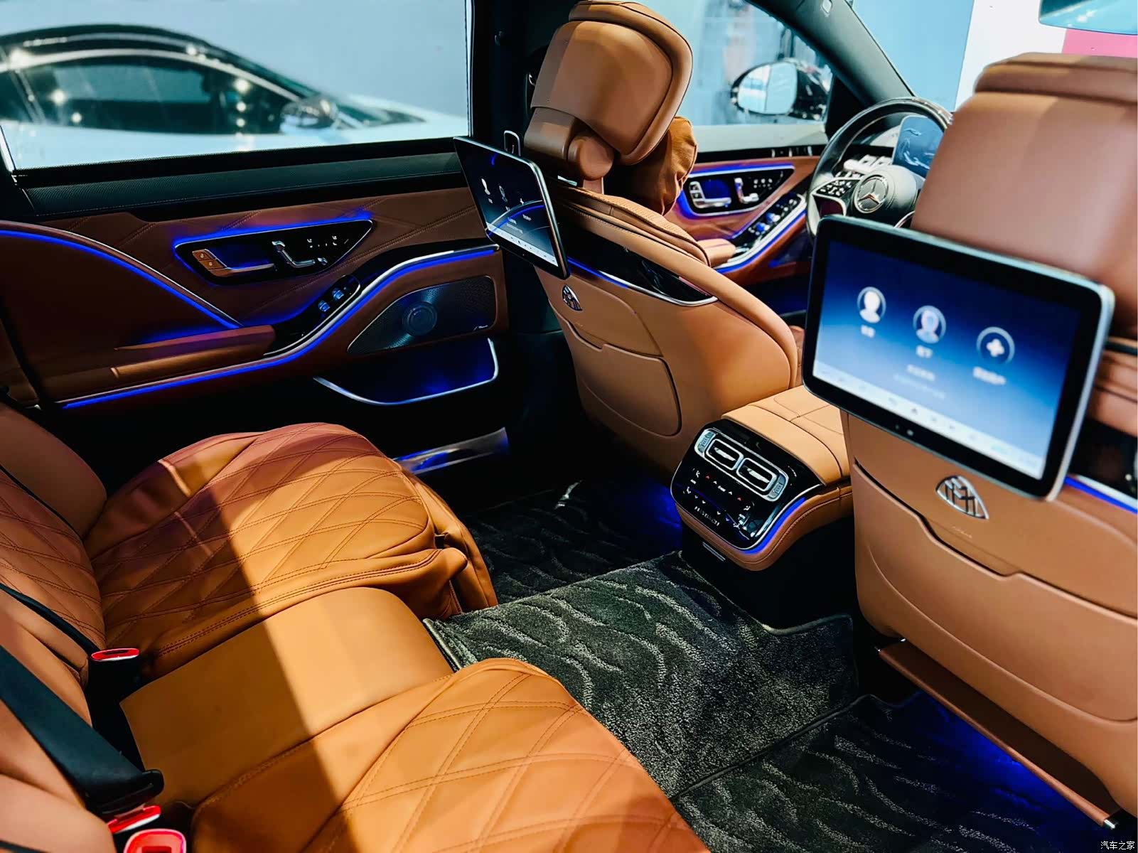 Maybach S-Class, 2023 15