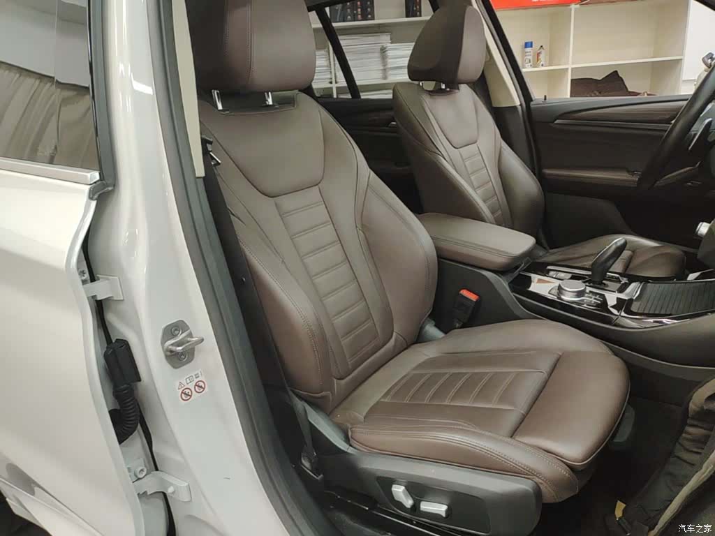BMW X3, 2021 25