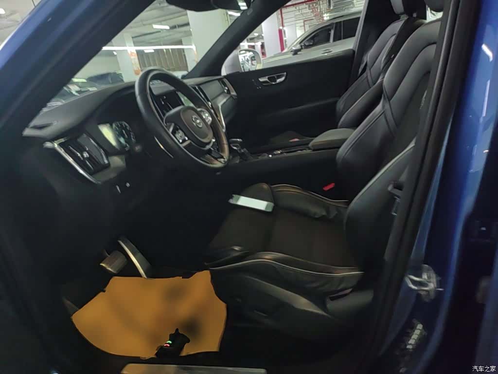 Volvo XC60, 2018 15