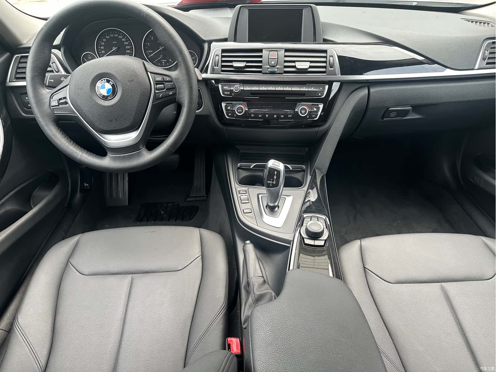 BMW 3 Series, 2018 10