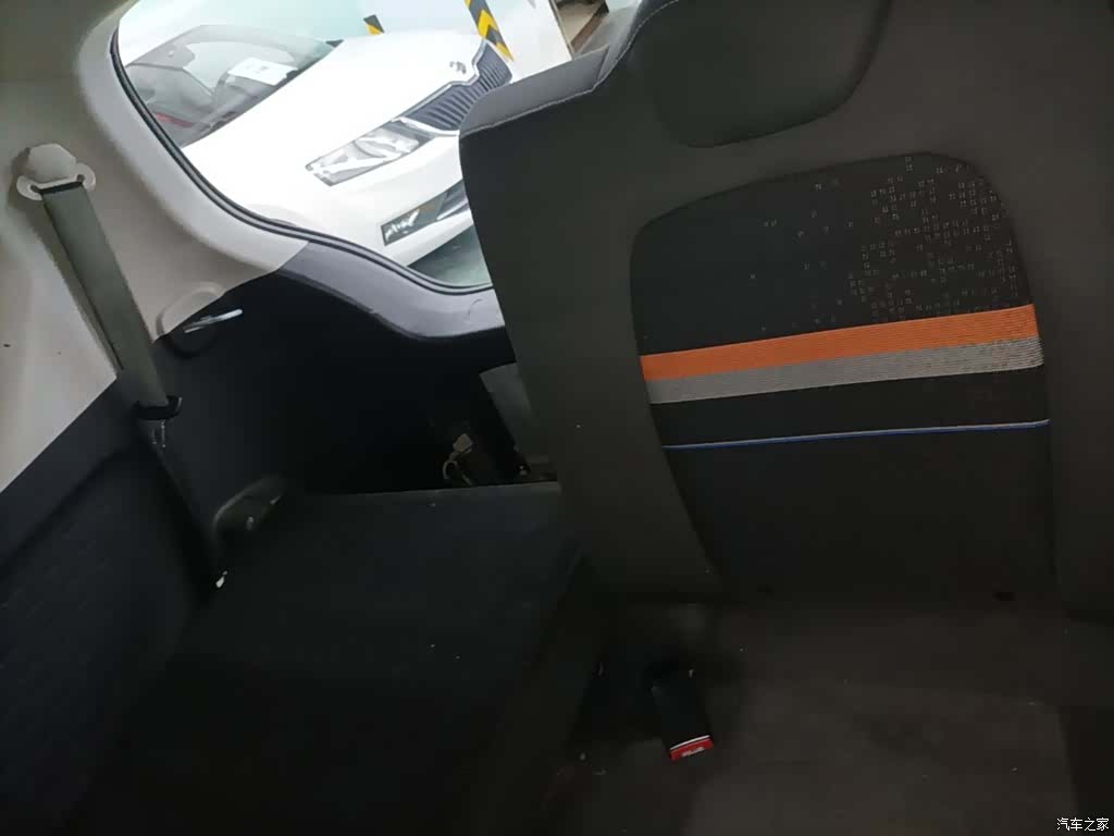 Wuling MINIEV, 2021 13
