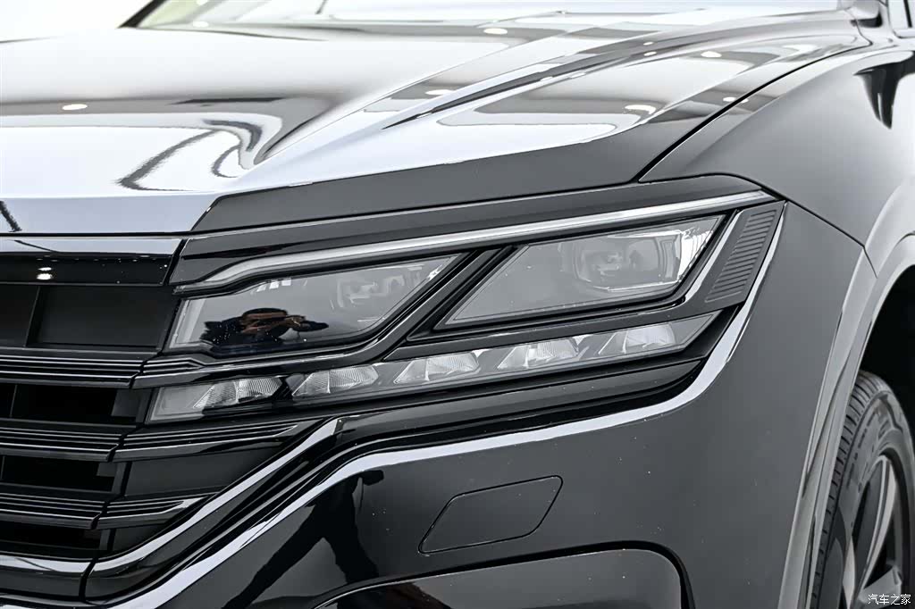Volkswagen Touareg, 2025 10