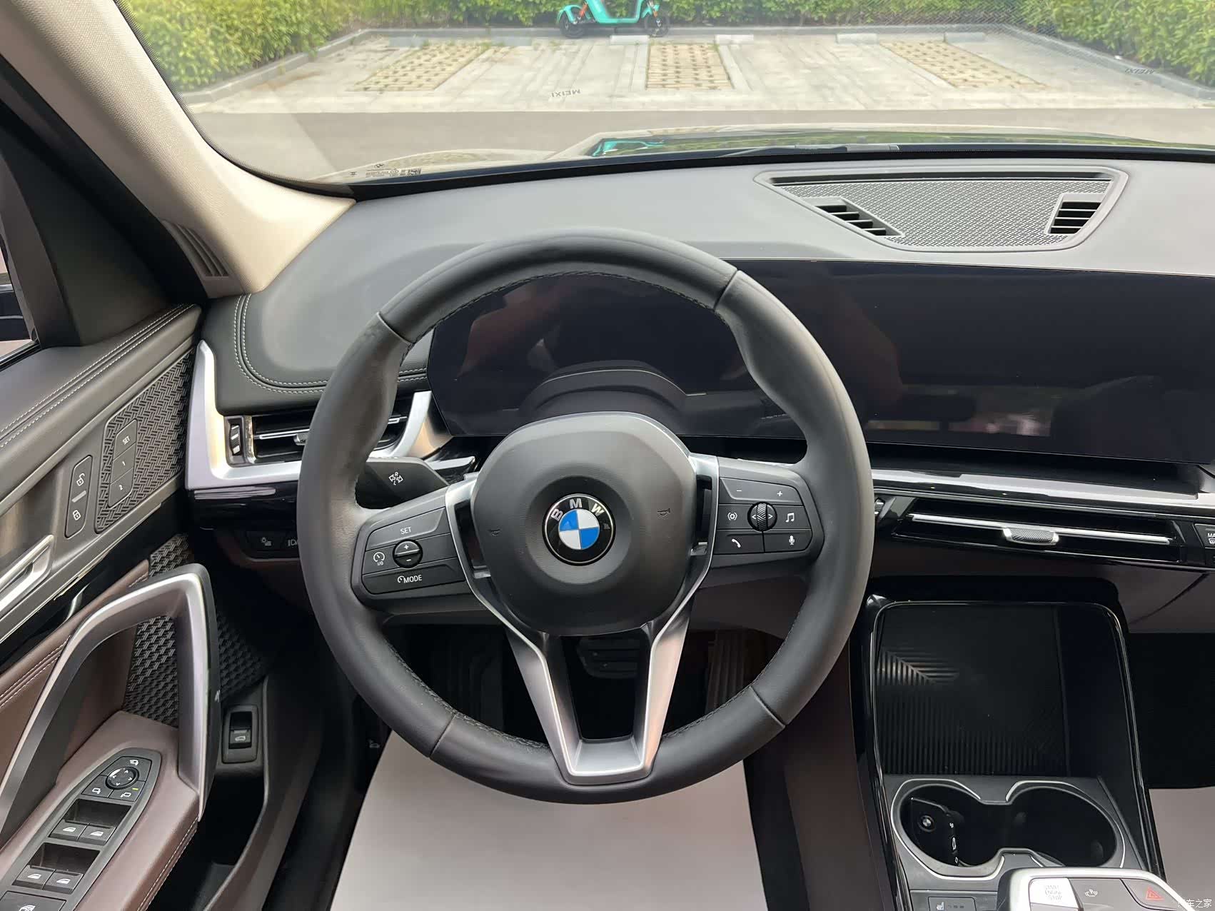 BMW X1, 2023 12